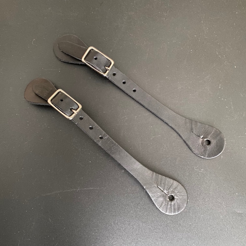 Weaver Black Leather Single Ply Bridle Leather Spur Straps